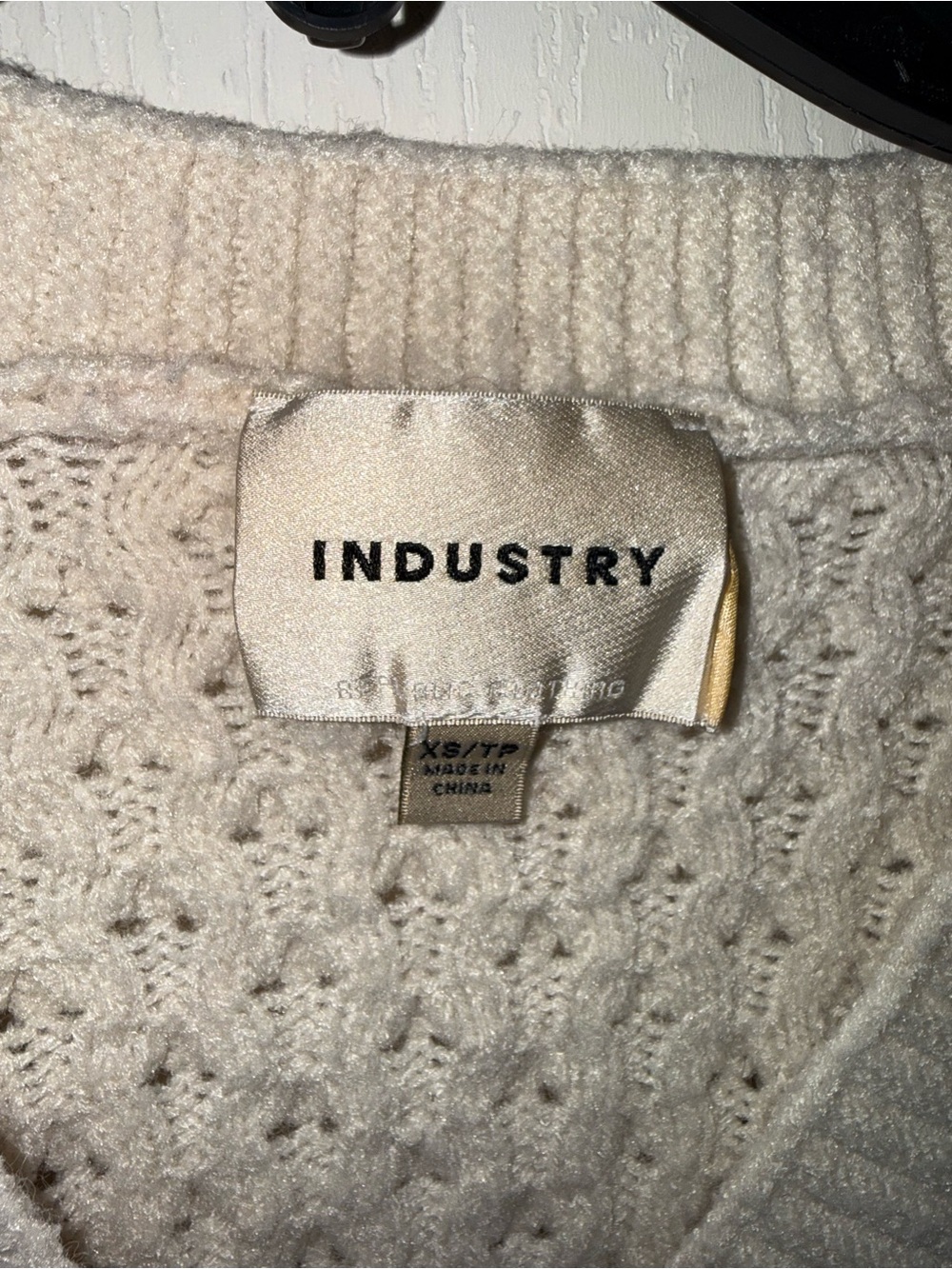 INDUSTRY Ivory Textured Cropped Button Cardigan - Picture 3 of 4